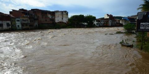Minas Gerais registra 10 mortes em 24 horas por causa das chuvas