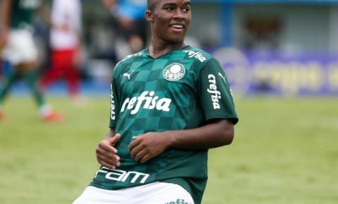 Aos 15 anos, Endrick faz golaço na Copinha e deve treinar com o elenco profissional do Palmeiras